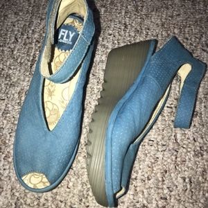 Fly London Yala wedge platform shoes